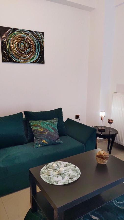 Apartment Art House 2 *