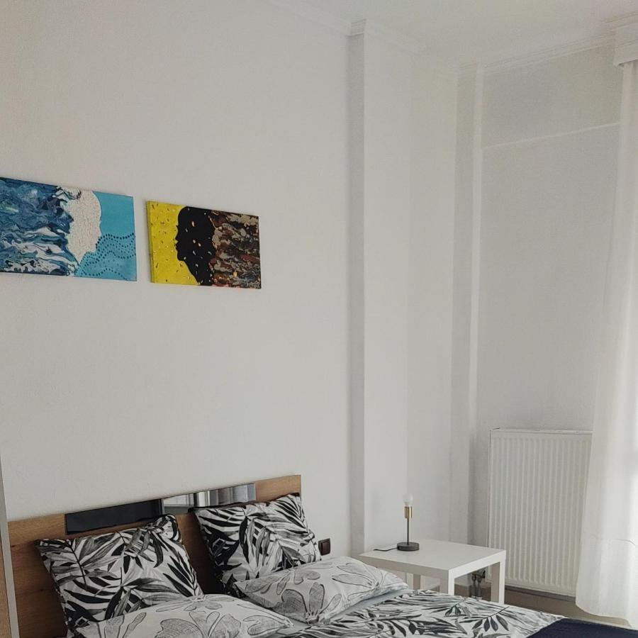 Apartment Art House 2 *